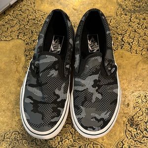 Childrens van shoes slip on size  1.5